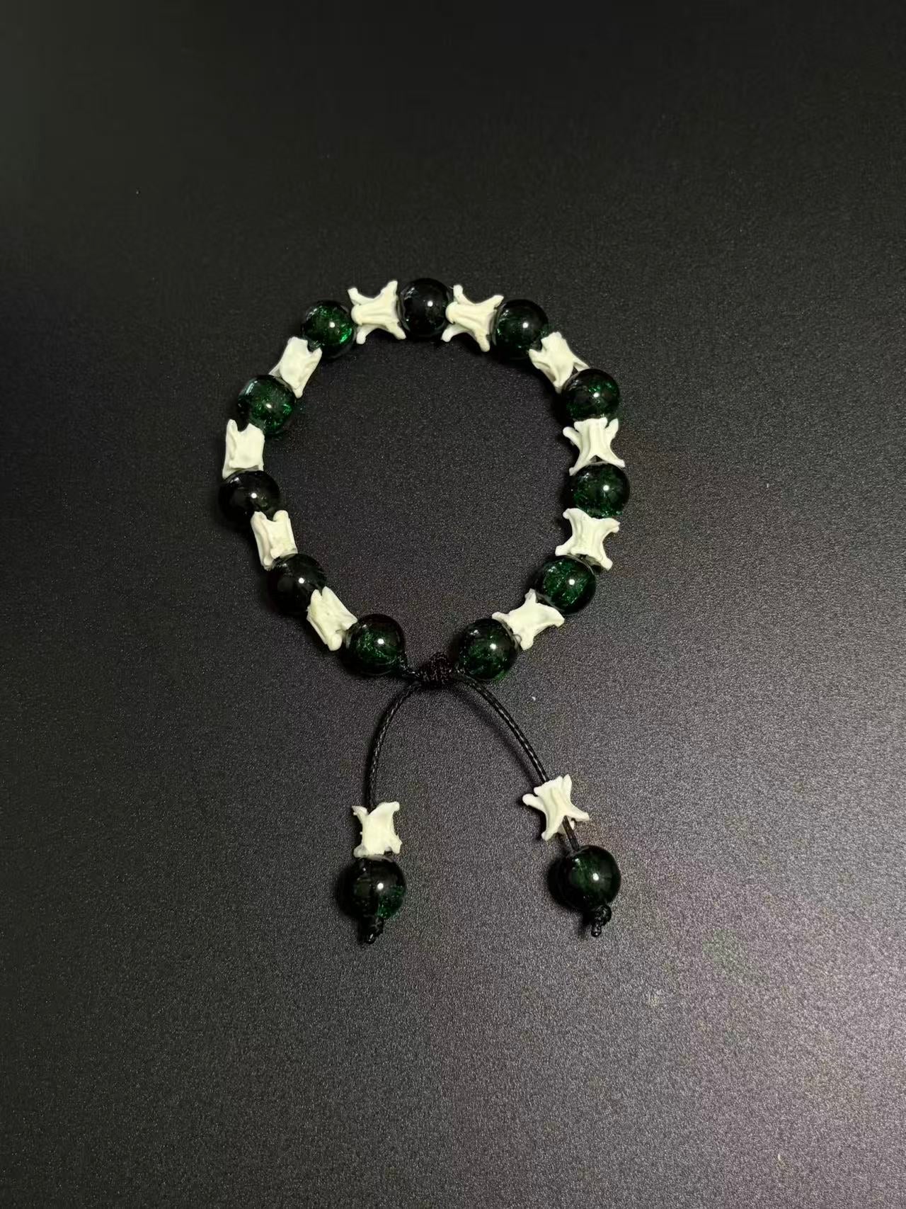 Real Snake Bone Bracelet – Dark Green Crackle Glass Beads & Vertebrae Spacers | Natural Jade-Like Finish