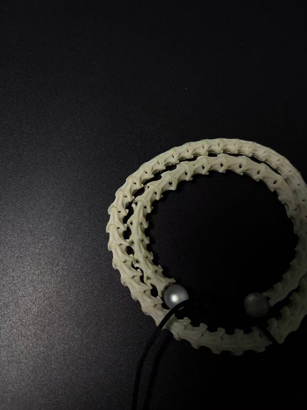 Real Snake Bone Wrap Bracelet – Pure Vertebrae Chain, Double Wrap Adjustable | Raw Dark Style