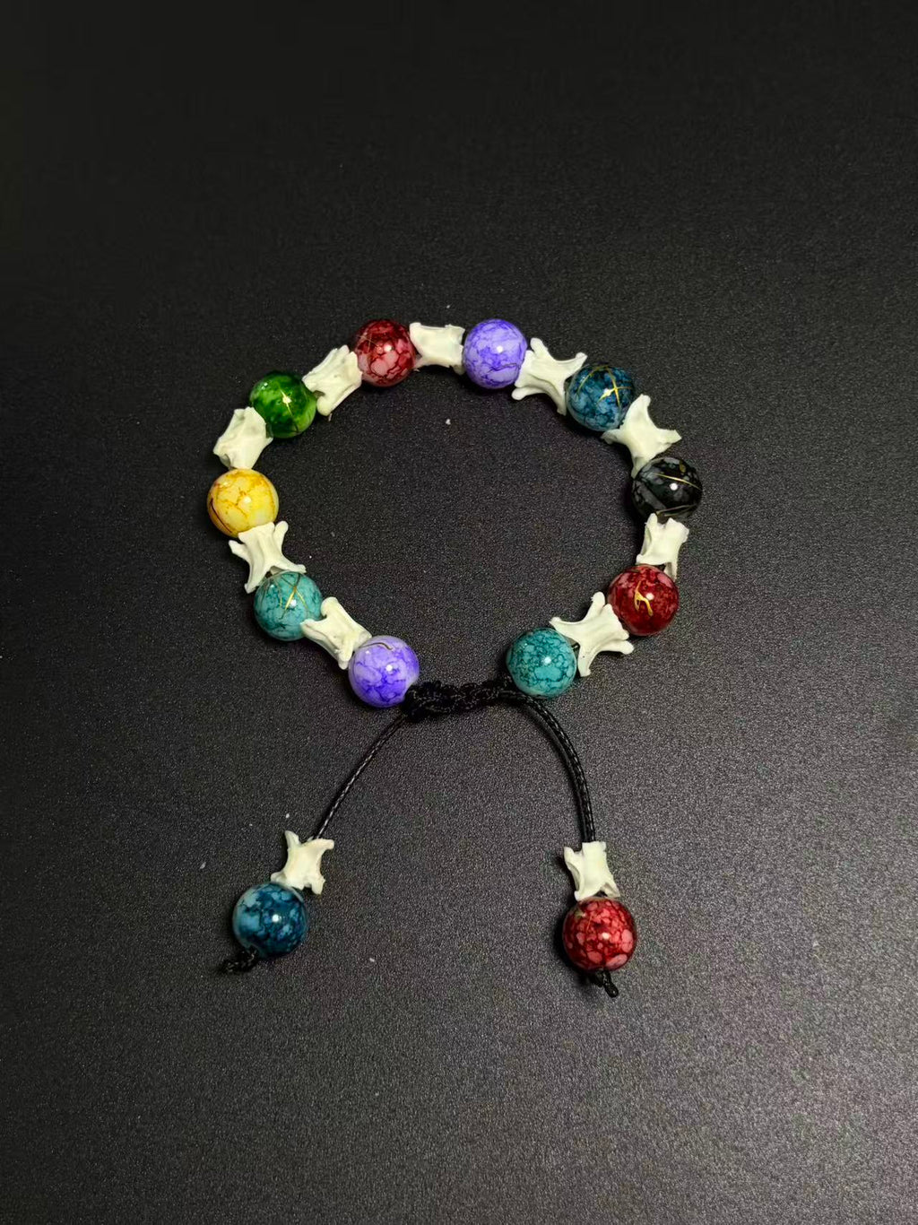 Real Snake Bone Bracelet – Seven Color Crackle Glass Beads & Vertebrae Spacers | Chakra Rainbow Dark Style