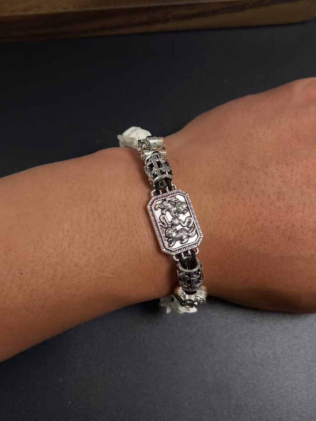 Real Snake Bone Bracelet – Pixiu Guardian Beast Silver Plaque, Crystal Skull & Triple Lotus Tassel | Chinese Talisman Dark Luxury