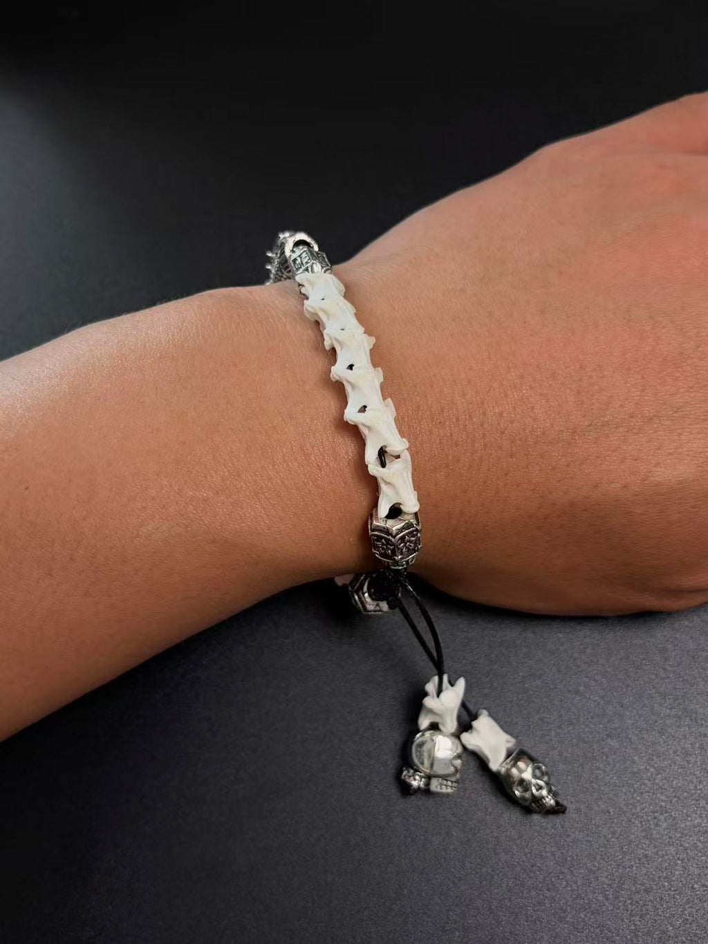 Real Snake Bone Bracelet – Skull Charm, Fish Scale Centerpiece & Bone Bead Gothic Dark Style