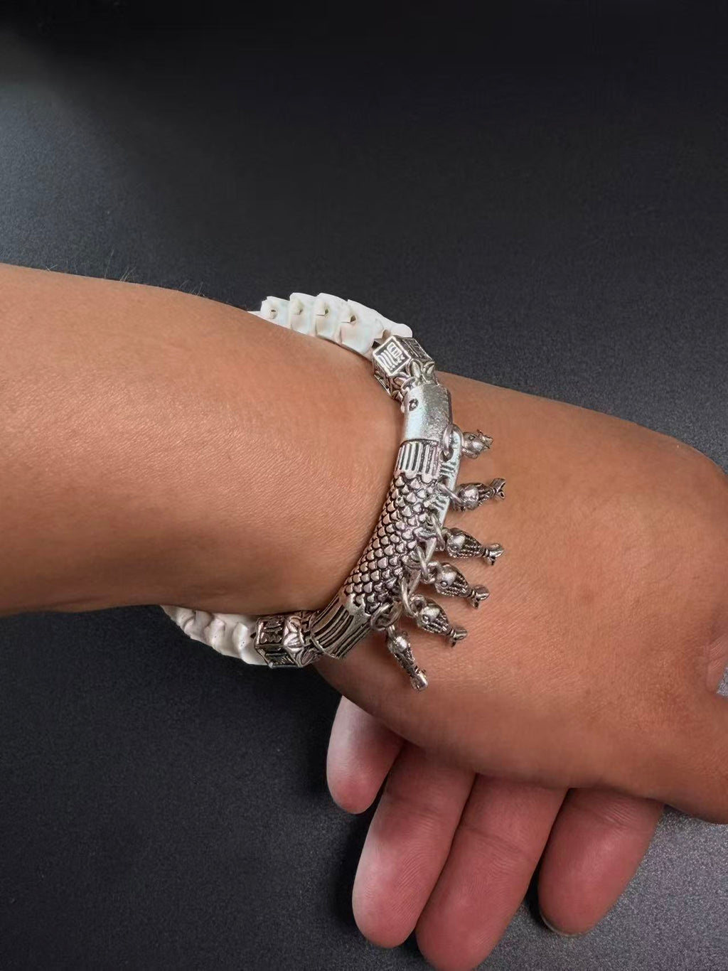 Real Snake Bone Bracelet – Skull Charm, Fish Scale Centerpiece & Bone Bead Gothic Dark Style